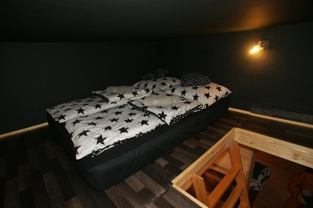 Tattoo Apartman Сегед Экстерьер фото